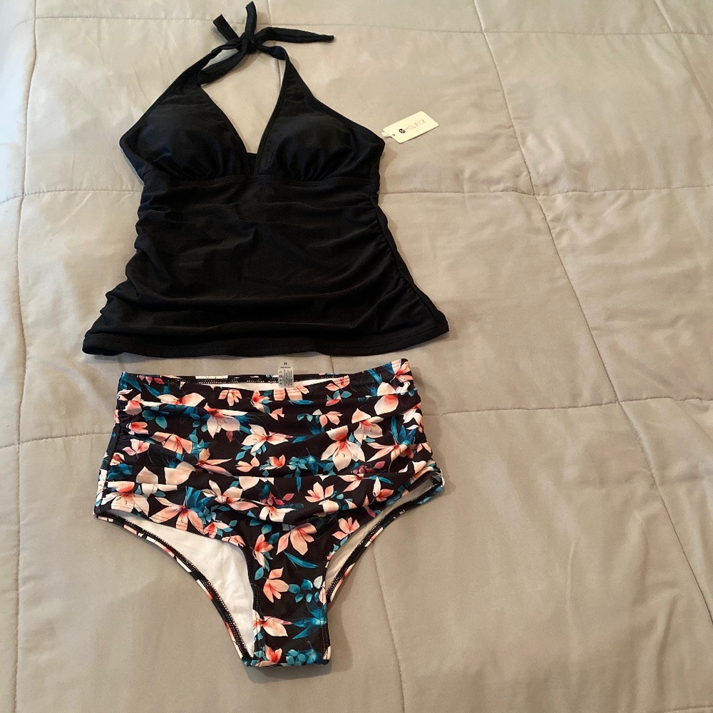 Holipick Tankini Top  Tummy Control Swim w sport like  Bottom size M